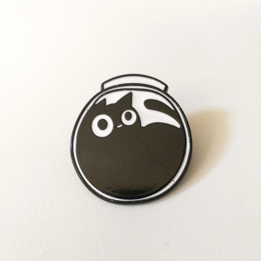🧁 3/$30 Fishbowl Black Cat Enamel Pin NEW